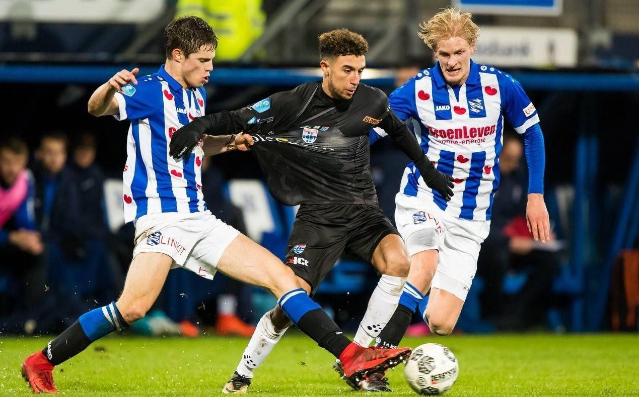 物的韦世豪 物的韦世豪